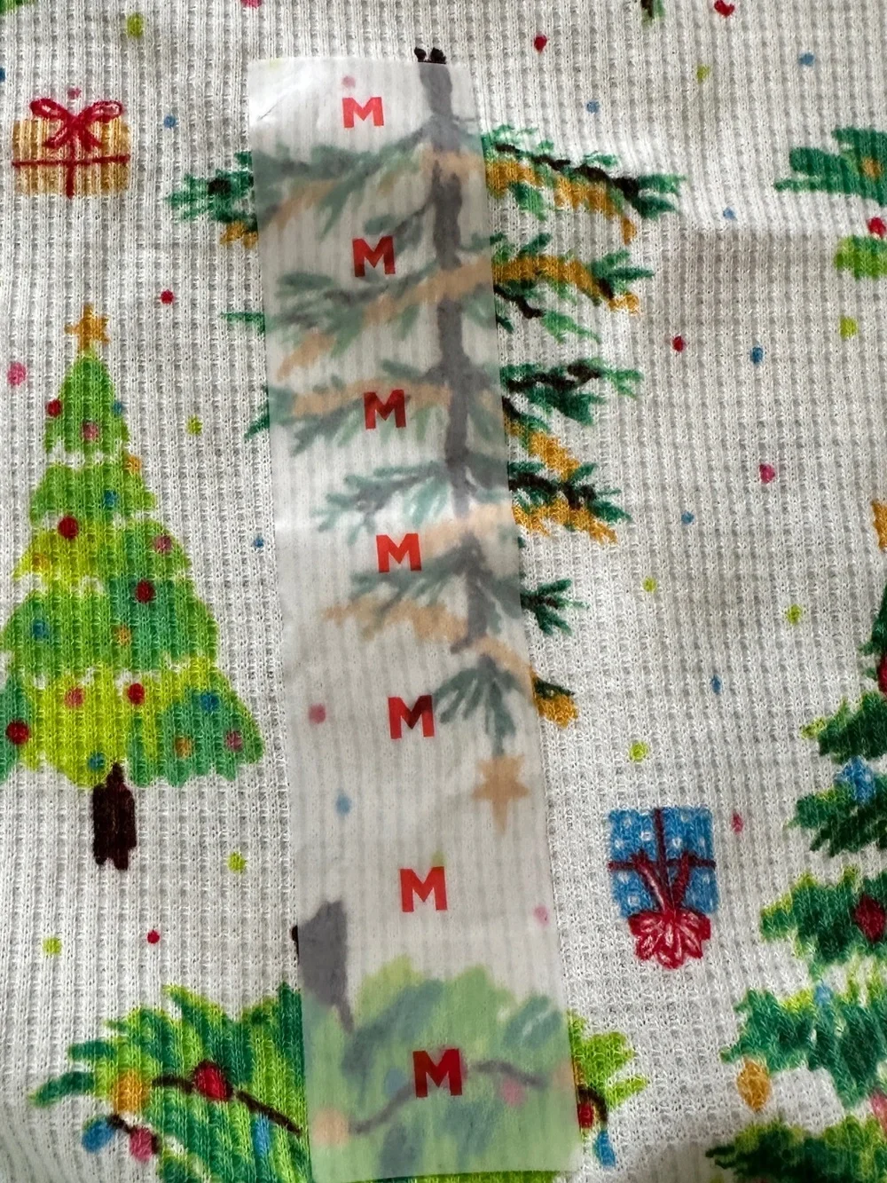 Old Navy White & Green Holiday Tree Kids Pajama Set Medium